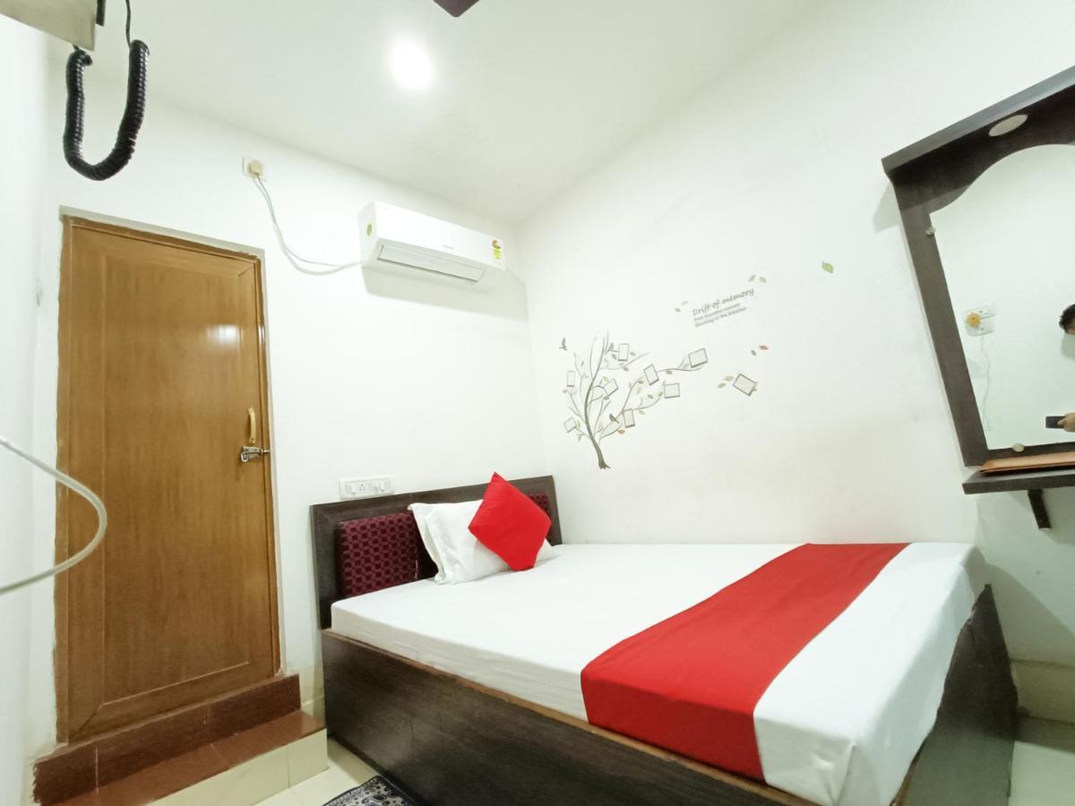 Hotel Executive Inn Hailakandi Dış mekan fotoğraf
