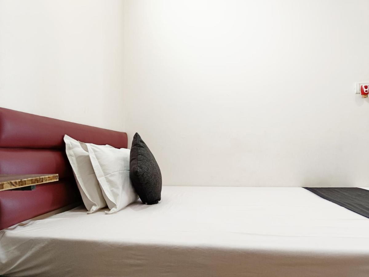 Hotel Executive Inn Hailakandi Dış mekan fotoğraf