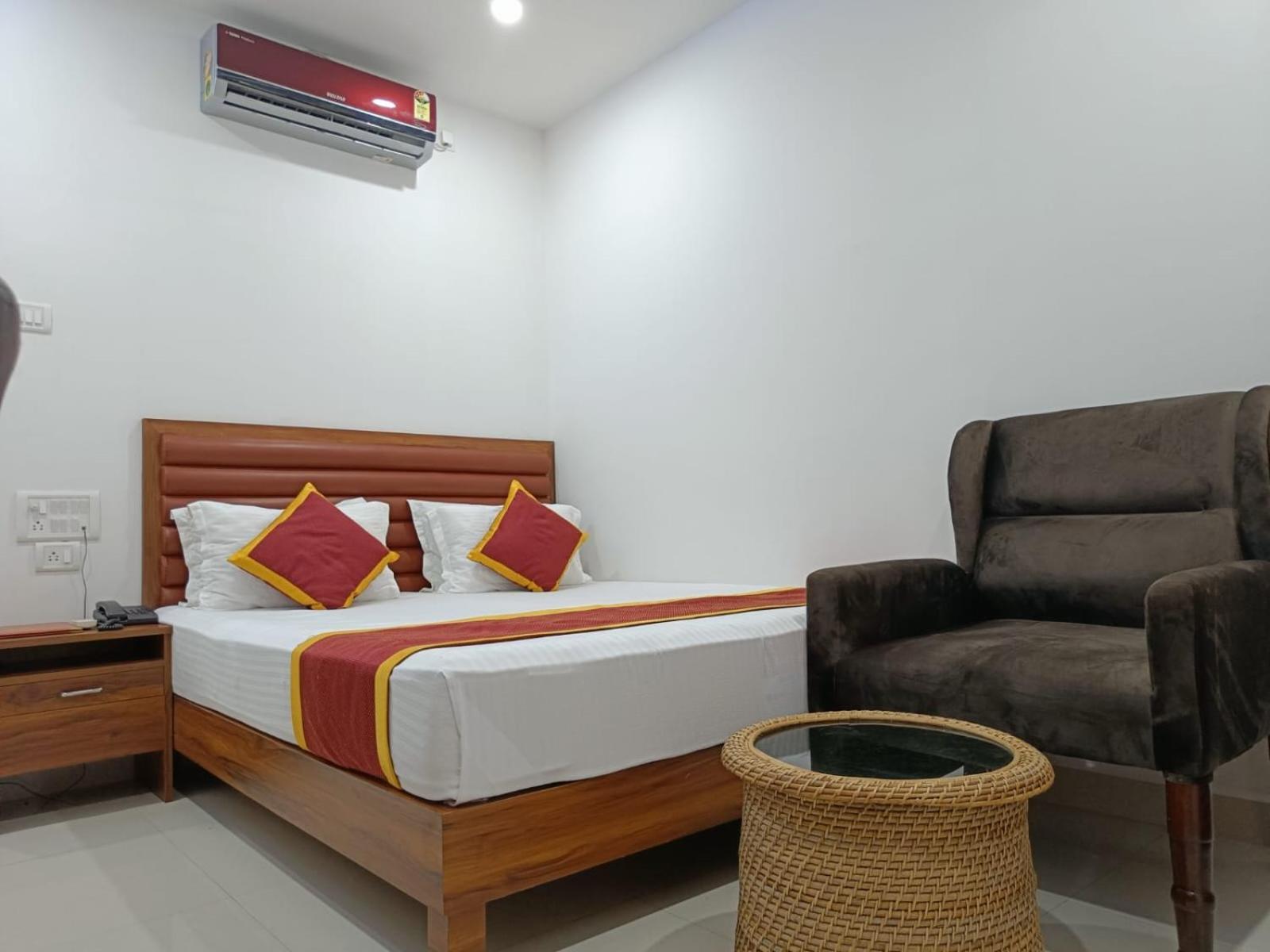 Hotel Executive Inn Hailakandi Dış mekan fotoğraf