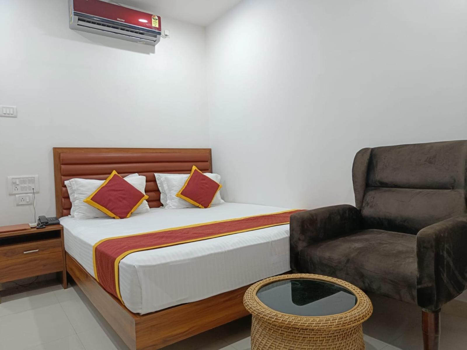 Hotel Executive Inn Hailakandi Dış mekan fotoğraf