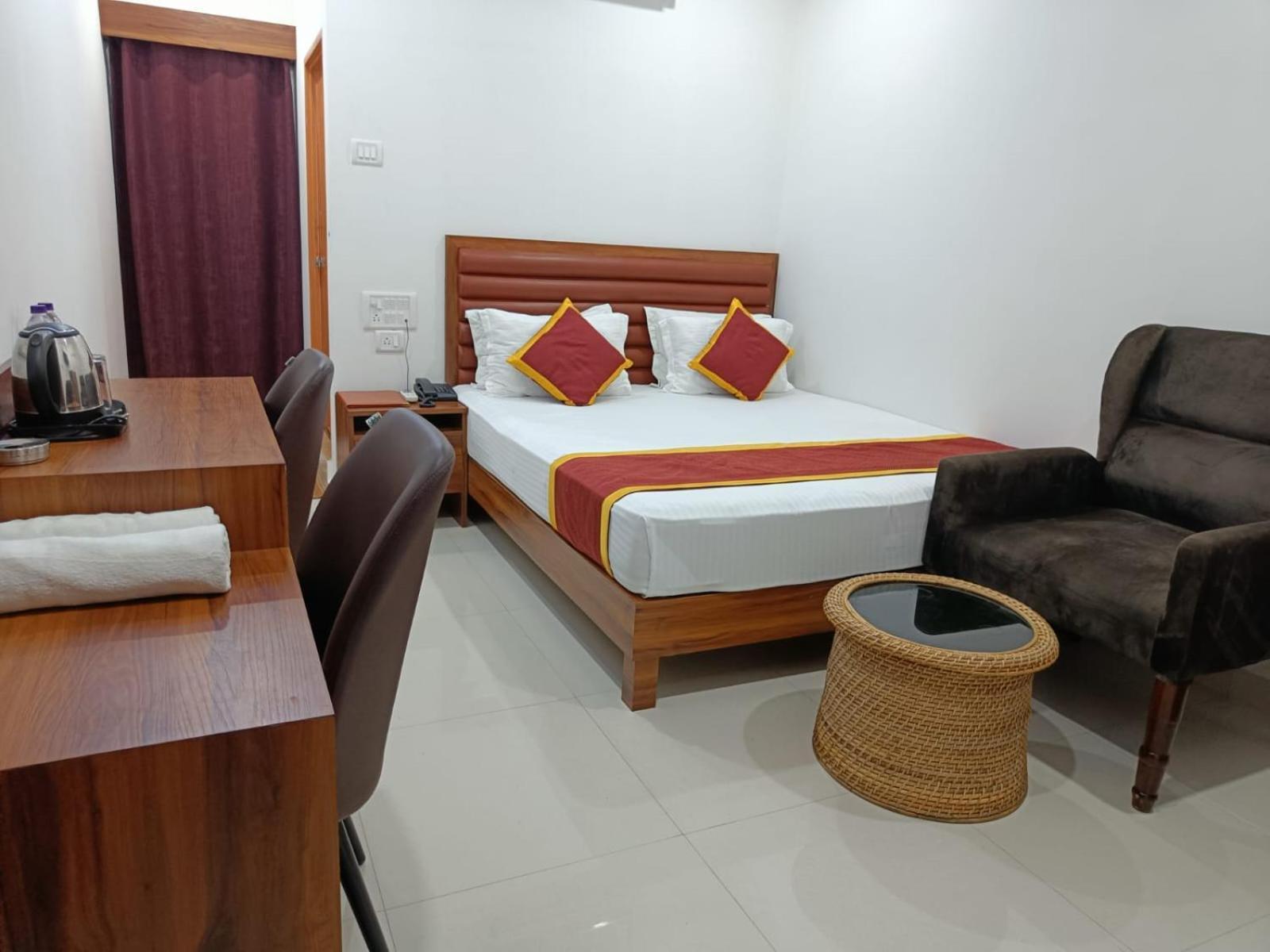 Hotel Executive Inn Hailakandi Dış mekan fotoğraf