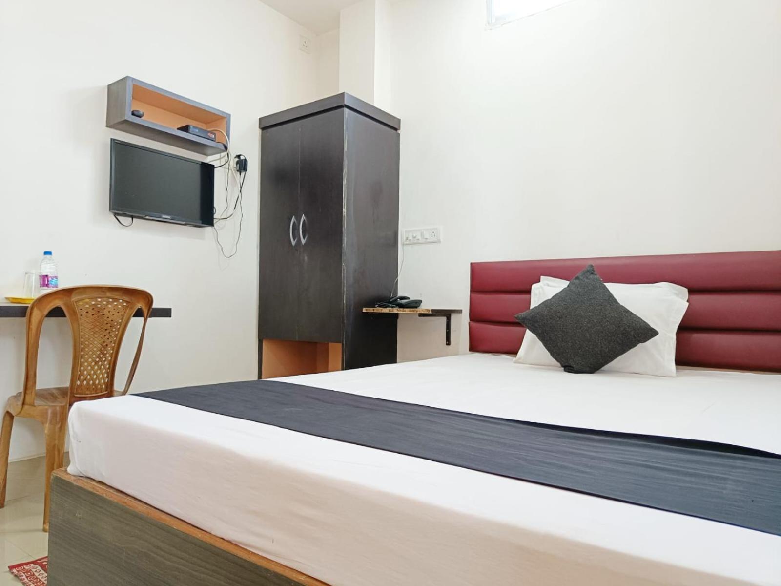 Hotel Executive Inn Hailakandi Dış mekan fotoğraf