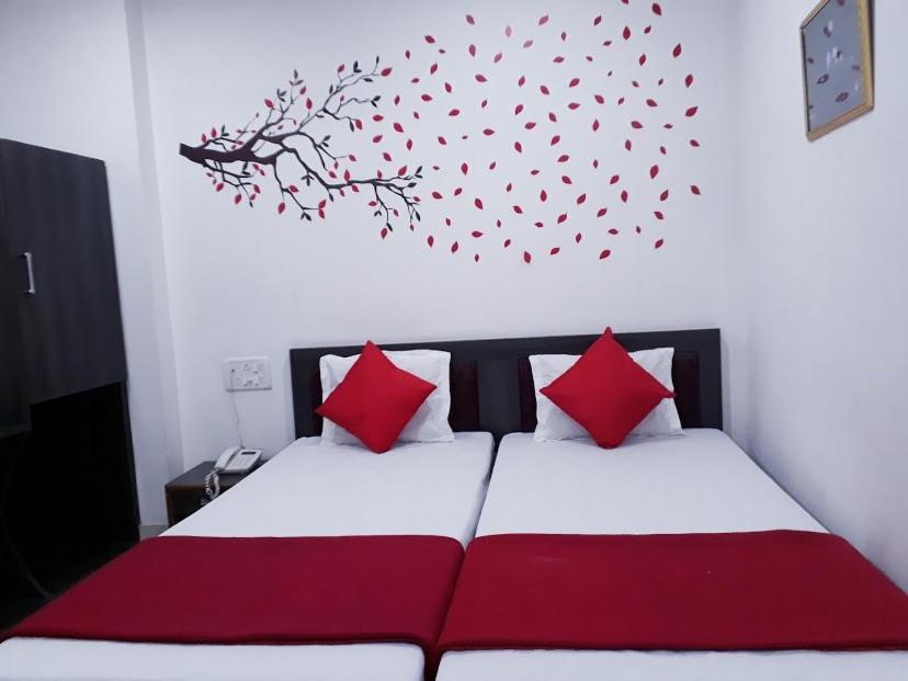 Hotel Executive Inn Hailakandi Oda fotoğraf