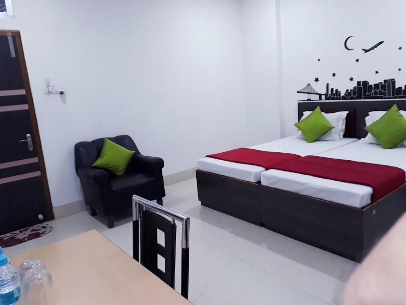 Hotel Executive Inn Hailakandi Oda fotoğraf