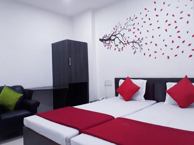 Hotel Executive Inn Hailakandi Oda fotoğraf